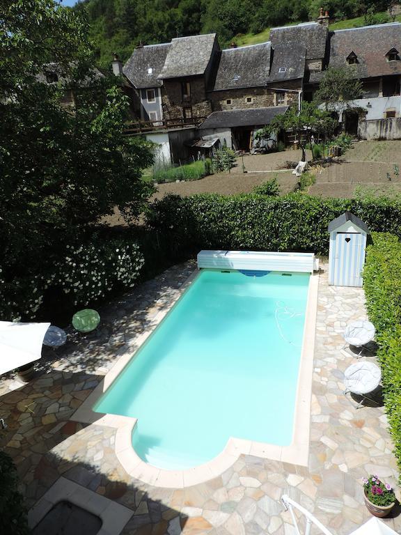 Auberge Saint Fleuret Estaing  Dış mekan fotoğraf